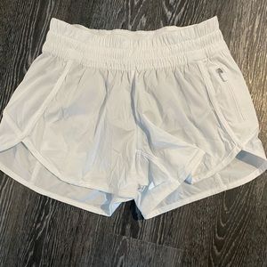 White lululemon shorts